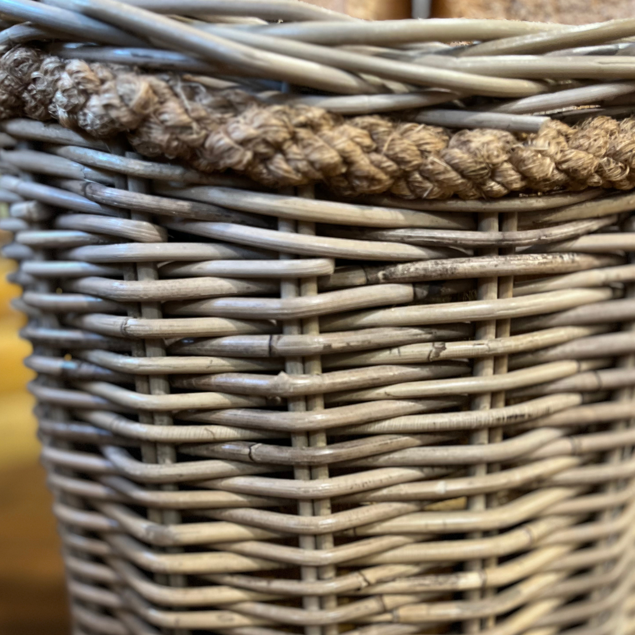 Oval Basket With Rope Handle